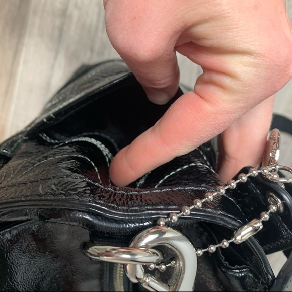 Coach black patent leather diaper bag - Picture 8 of 13